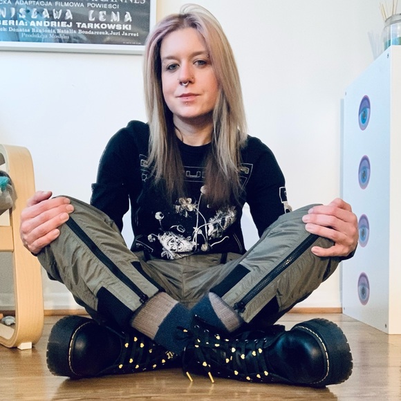 Meet your Posher, Sara - Picture 3 of 3